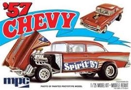Byggmodell bil - 1957 Chevy Flip Nose?- 1:25 - MPC